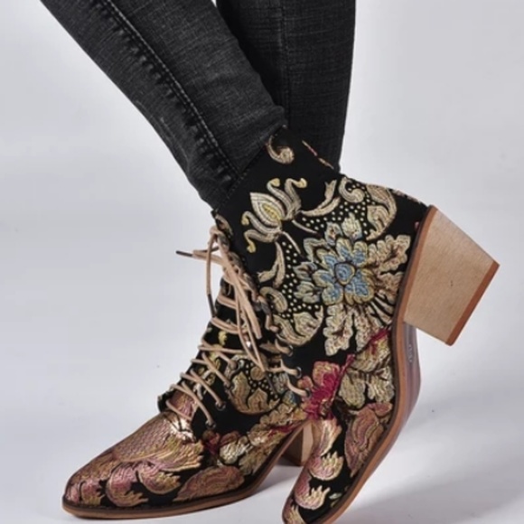 Ankle boots - Picture 2 of 2